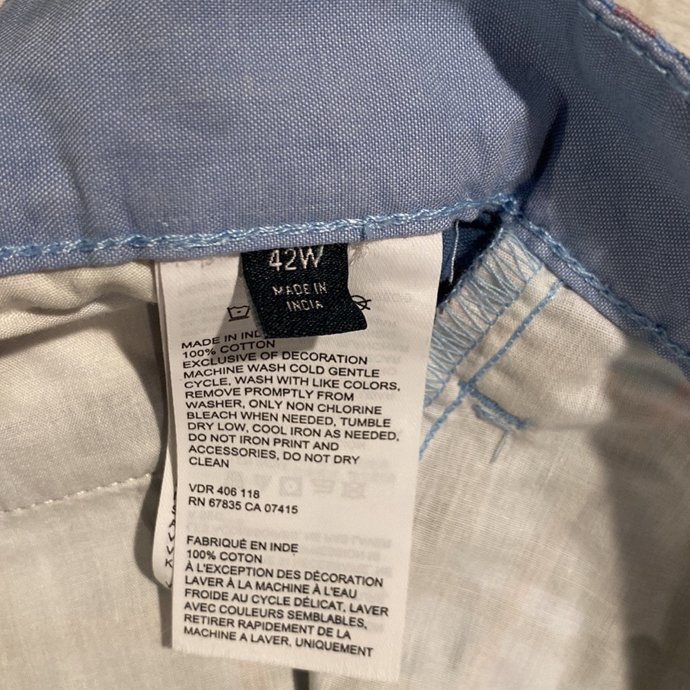 Perfect condition shorts - Picture 2 of 3